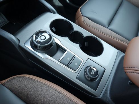 New 2025 Ford Bronco Sport Outer Banks w/ Outer Banks Tech Package+ AWD/4WD image 9
