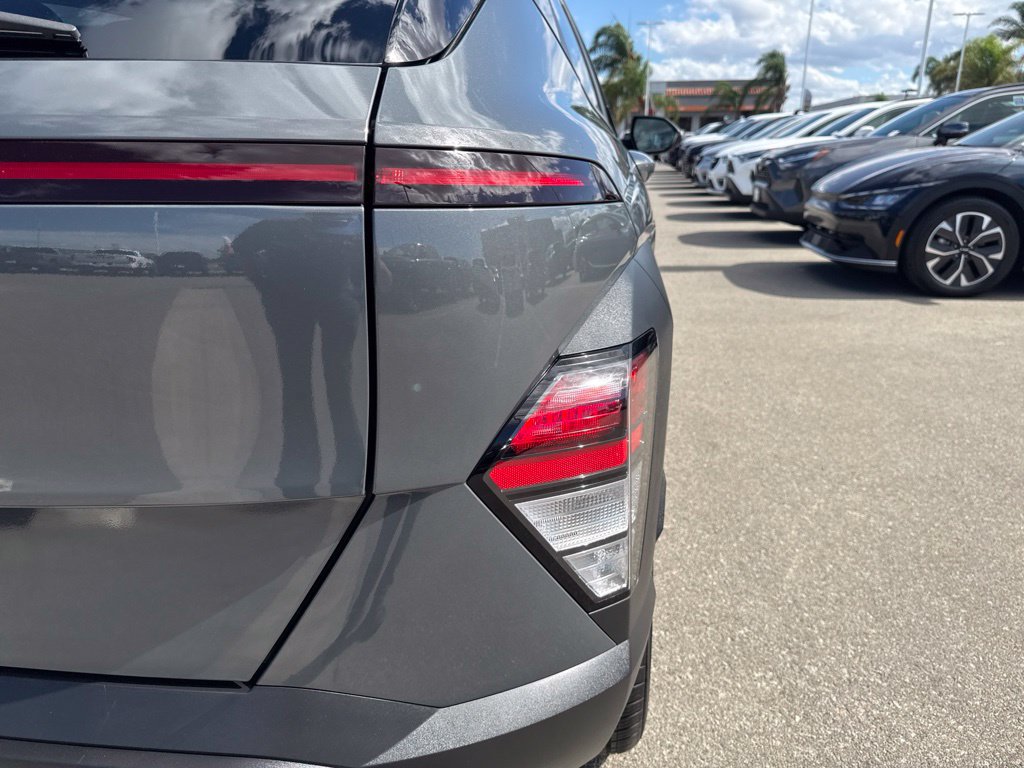 Used 2026 Hyundai Kona SEL Sport FWD image 8