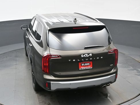 Used 2024 Kia Telluride S image 41