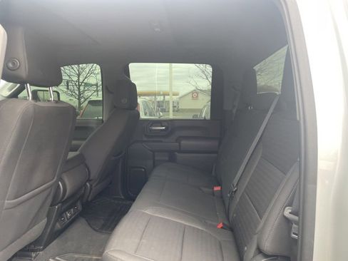 Used 2022 Chevrolet Silverado 2500 LT w/ Convenience Package image 7