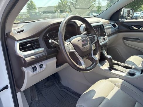 Used 2018 GMC Acadia SLT FWD image 12