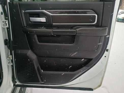 Used 2024 RAM 2500 Big Horn image 16