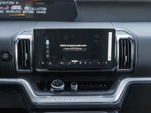 New 2026 Ford Expedition Platinum w/ Stealth Performance Package image 34