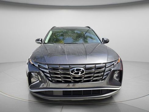 Used 2022 Hyundai Tucson SEL w/ Convenience Package FWD image 3