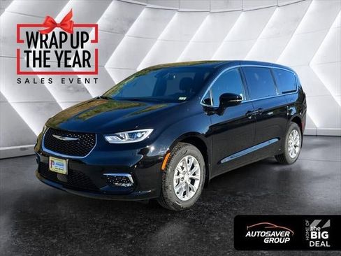 New 2026 Chrysler Pacifica Select image 15