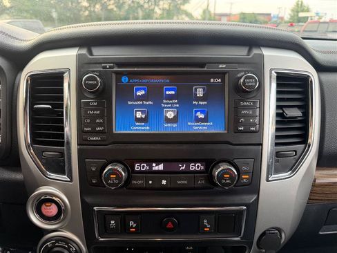 Used 2016 Nissan Titan SL AWD/4WD image 25