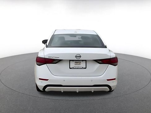Used 2025 Nissan Sentra SV FWD image 11