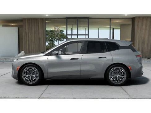 New 2026 BMW iX xDrive45 image 4