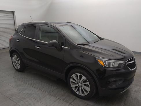 Used 2020 Buick Encore Preferred FWD image 11