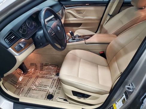 Used 2012 BMW 528i xDrive Sedan image 9