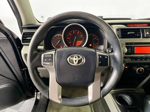 Used 2012 Toyota 4Runner SR5 RWD image 17