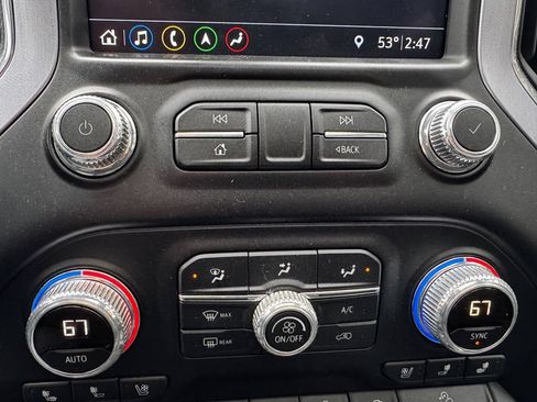 Used 2019 GMC Sierra 1500 SLT w/ SLT Premium Plus Package AWD/4WD image 19