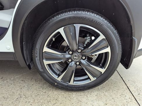 Used 2021 Lexus UX 200 w/ Premium Package image 17