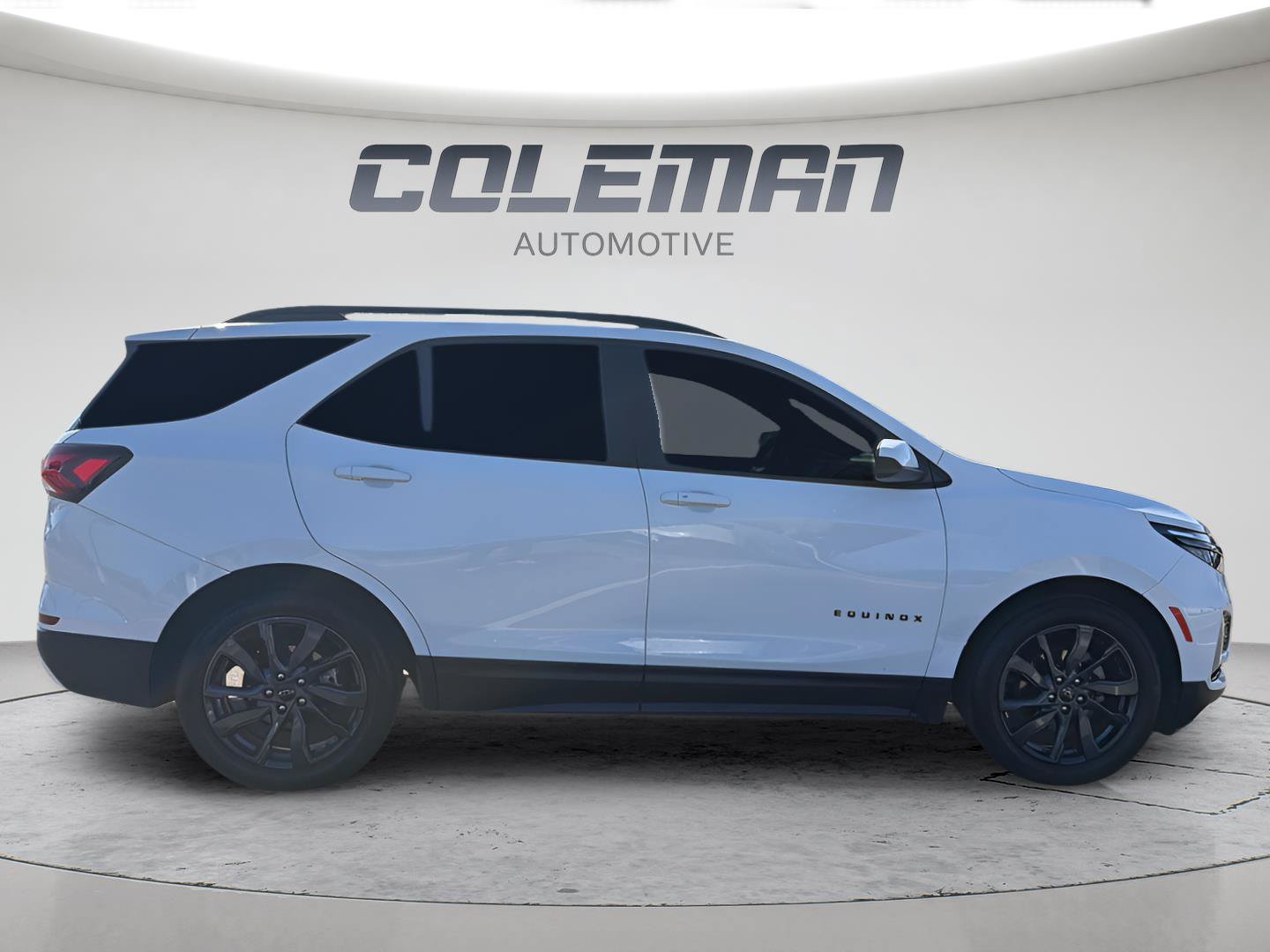 Used 2023 Chevrolet Equinox RS w/ LPO, Floor Liner Package FWD image 6