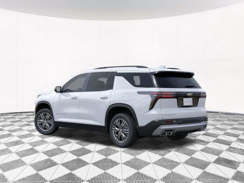 New 2026 Chevrolet Traverse LT FWD image 6