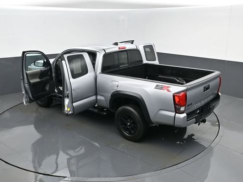 Used 2020 Toyota Tacoma SR w/ SX Package image 25