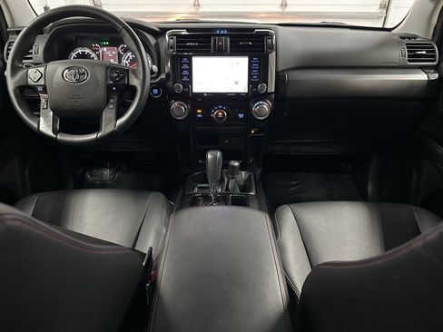 Used 2020 Toyota 4Runner Venture image 23