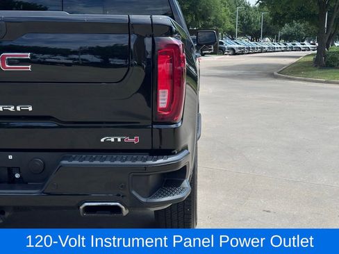 Used 2022 GMC Sierra 1500 AT4 w/ AT4 Premium Package AWD/4WD image 15