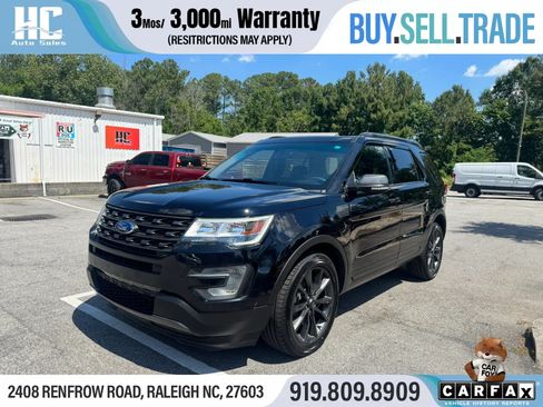 Used 2017 Ford Explorer XLT w/ Equipment Group 202A AWD/4WD image 1