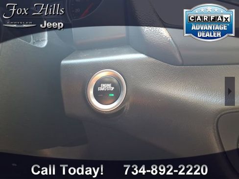 Used 2019 GMC Terrain SLE w/ Driver Convenience Package AWD/4WD image 23