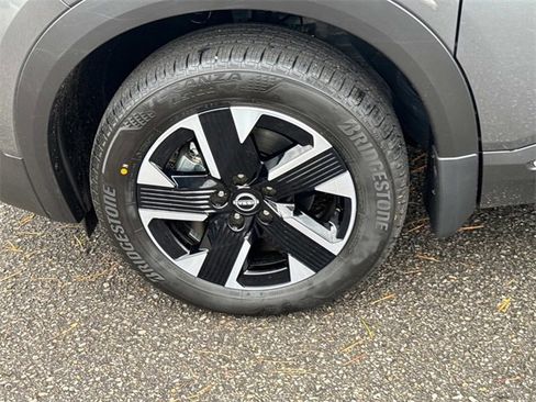 New 2026 Nissan Kicks SV w/ SV Premium Package image 11