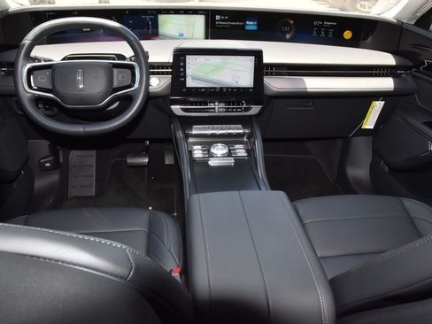 New 2026 Lincoln Nautilus Premier w/ Jet Appearance Package AWD/4WD image 16