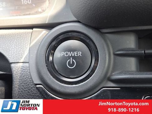 Used 2024 Toyota Crown AWD/4WD image 22