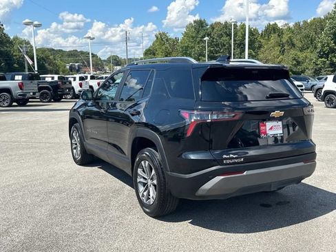 Used 2025 Chevrolet Equinox LT w/ Convenience Package II FWD image 6