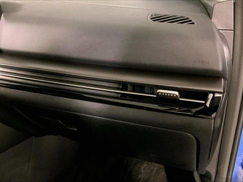 Used 2026 Kia Sportage EX w/ EX Panorama Roof Package image 16