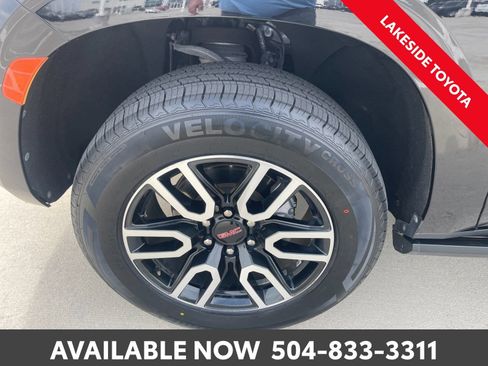 Used 2021 GMC Yukon AT4 w/ AT4 Premium Plus Package image 11