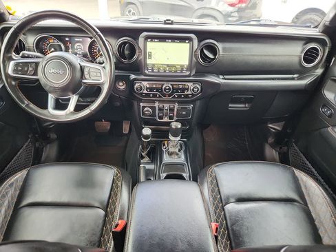 Used 2020 Jeep Wrangler Unlimited Sahara image 14