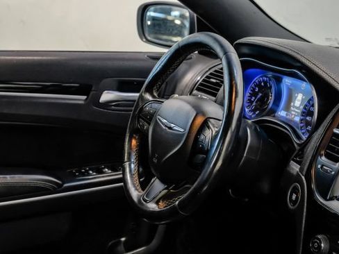 Used 2021 Chrysler 300 S RWD image 18