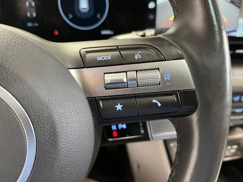 Used 2024 Hyundai Kona Limited FWD image 27