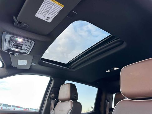 Certified 2023 GMC Sierra 1500 Denali w/ Denali Reserve Package AWD/4WD image 22