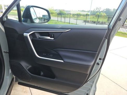 Used 2021 Toyota RAV4 XLE Premium FWD image 24