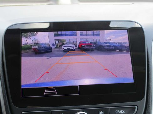 Used 2024 Chevrolet Malibu LT image 26