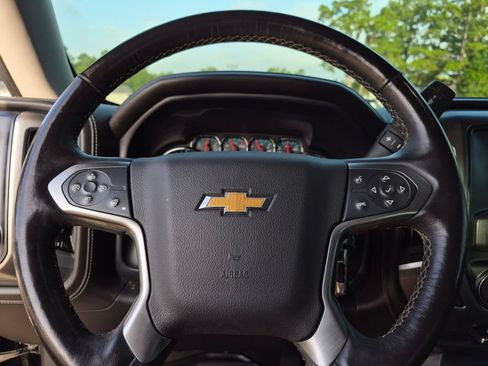 Used 2017 Chevrolet Silverado 1500 LTZ Z71 w/ LTZ Plus Package AWD/4WD image 20