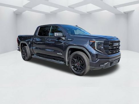 Used 2022 GMC Sierra 1500 Elevation w/ LPO, Elevation Black Package RWD image 2