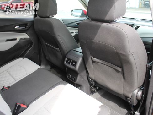 Used 2018 Chevrolet Equinox LT w/ Sun & Infotainment Package image 25