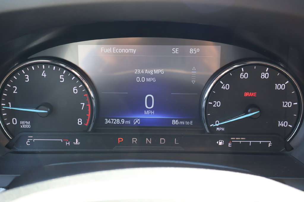 Used 2023 Ford Explorer XLT w/ Equipment Group 202A AWD/4WD image 9