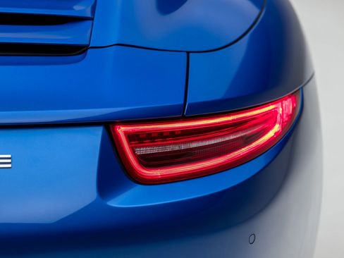 Used 2014 Porsche 911 Carrera image 25