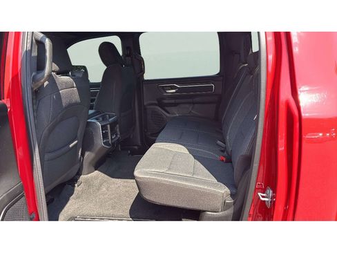 Used 2023 RAM 1500 Big Horn AWD/4WD image 11