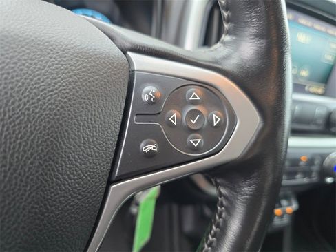 Used 2022 Chevrolet Colorado LT w/ Redline Special Edition image 23