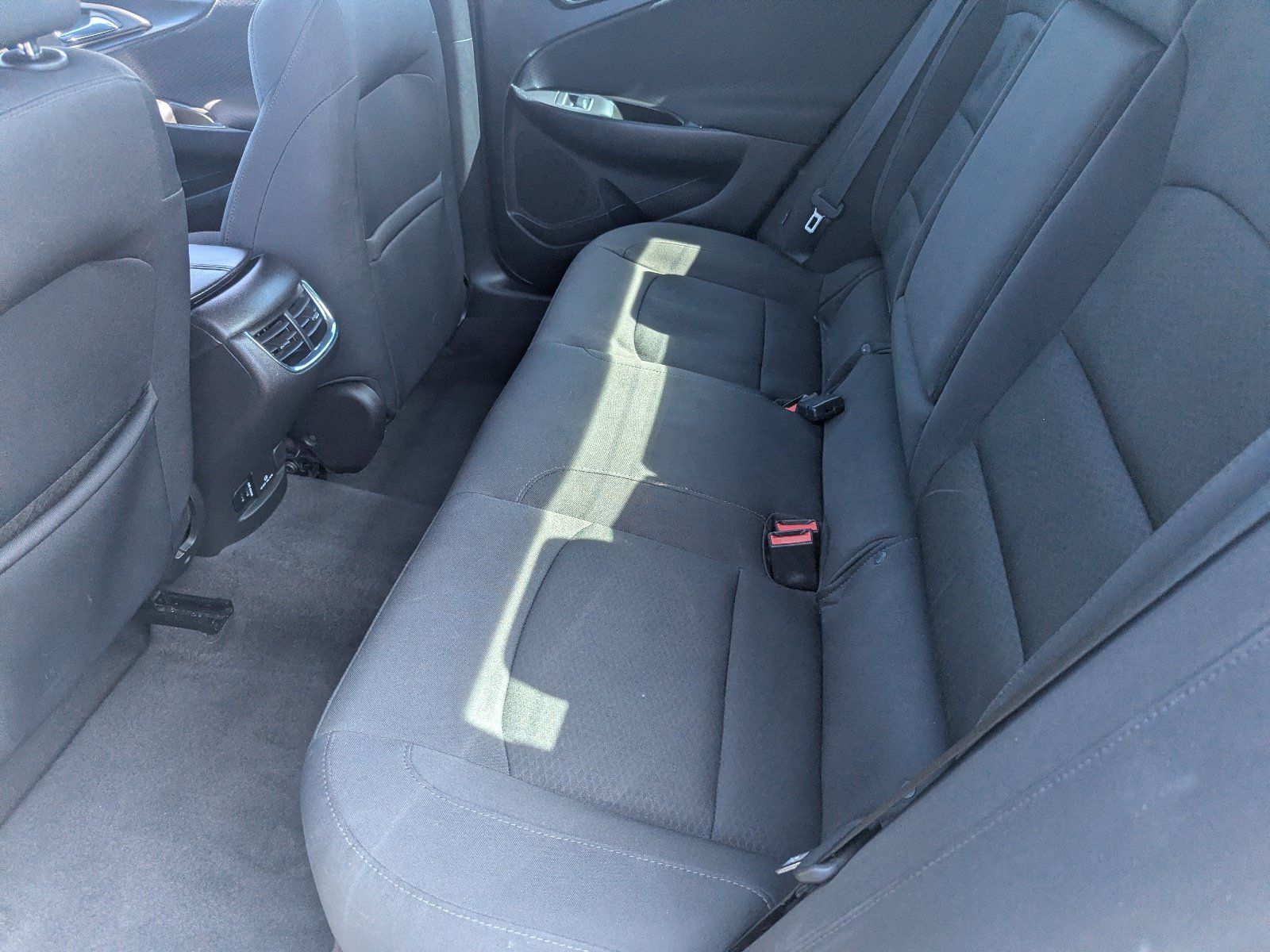 Used 2016 Chevrolet Malibu LT FWD image 16