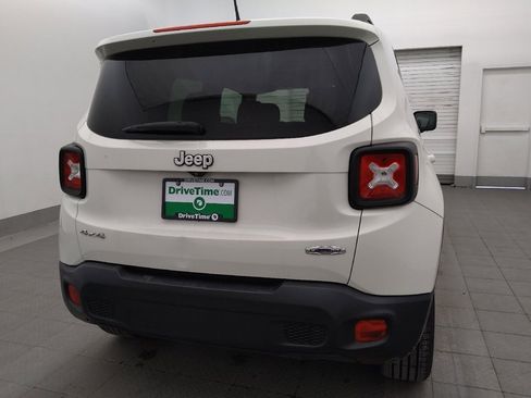 Used 2016 Jeep Renegade Latitude w/ Cold Weather Group AWD/4WD image 7