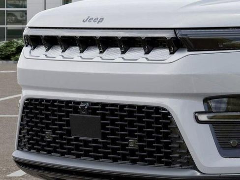 New 2026 Jeep Grand Wagoneer 4WD image 11