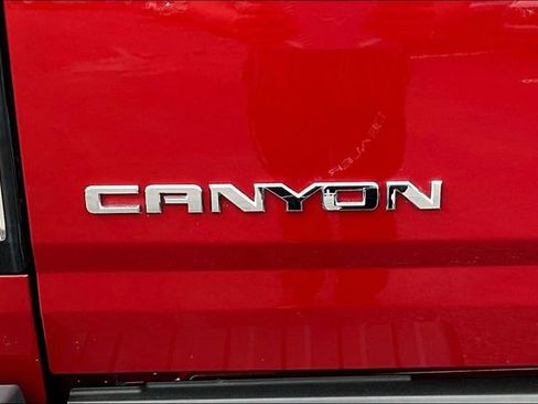 Used 2016 GMC Canyon SLT w/ Driver Alert Package AWD/4WD image 25