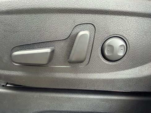 New 2025 Kia Telluride EX image 17