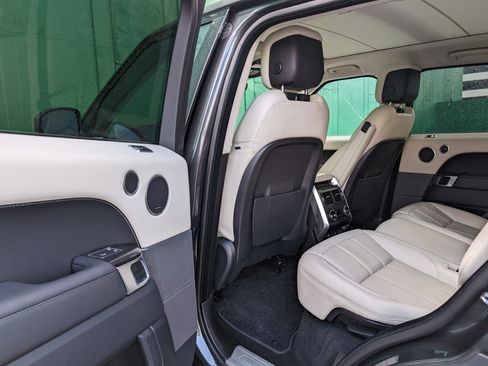 Used 2022 Land Rover Range Rover Sport HSE Silver Edition image 16