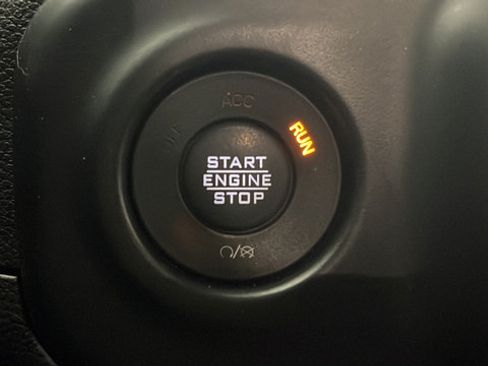 Used 2021 Jeep Wrangler Unlimited Sport AWD/4WD image 22